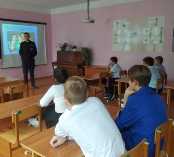 В Кузнечихинской школе состоялись мероприятия по «Месячнику безопасности»