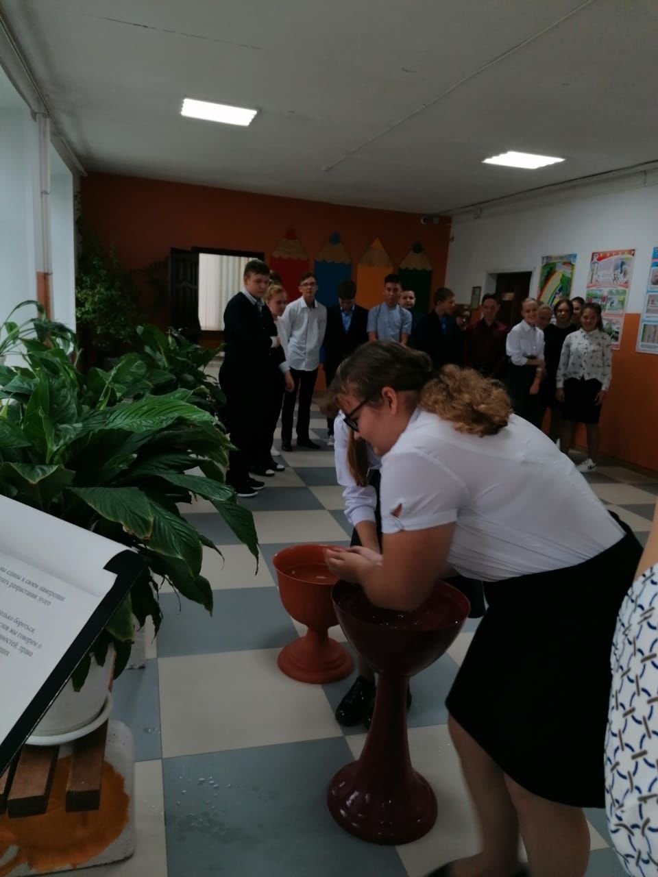 Учащиеся первой городской школы почтили память погибших в Беслане