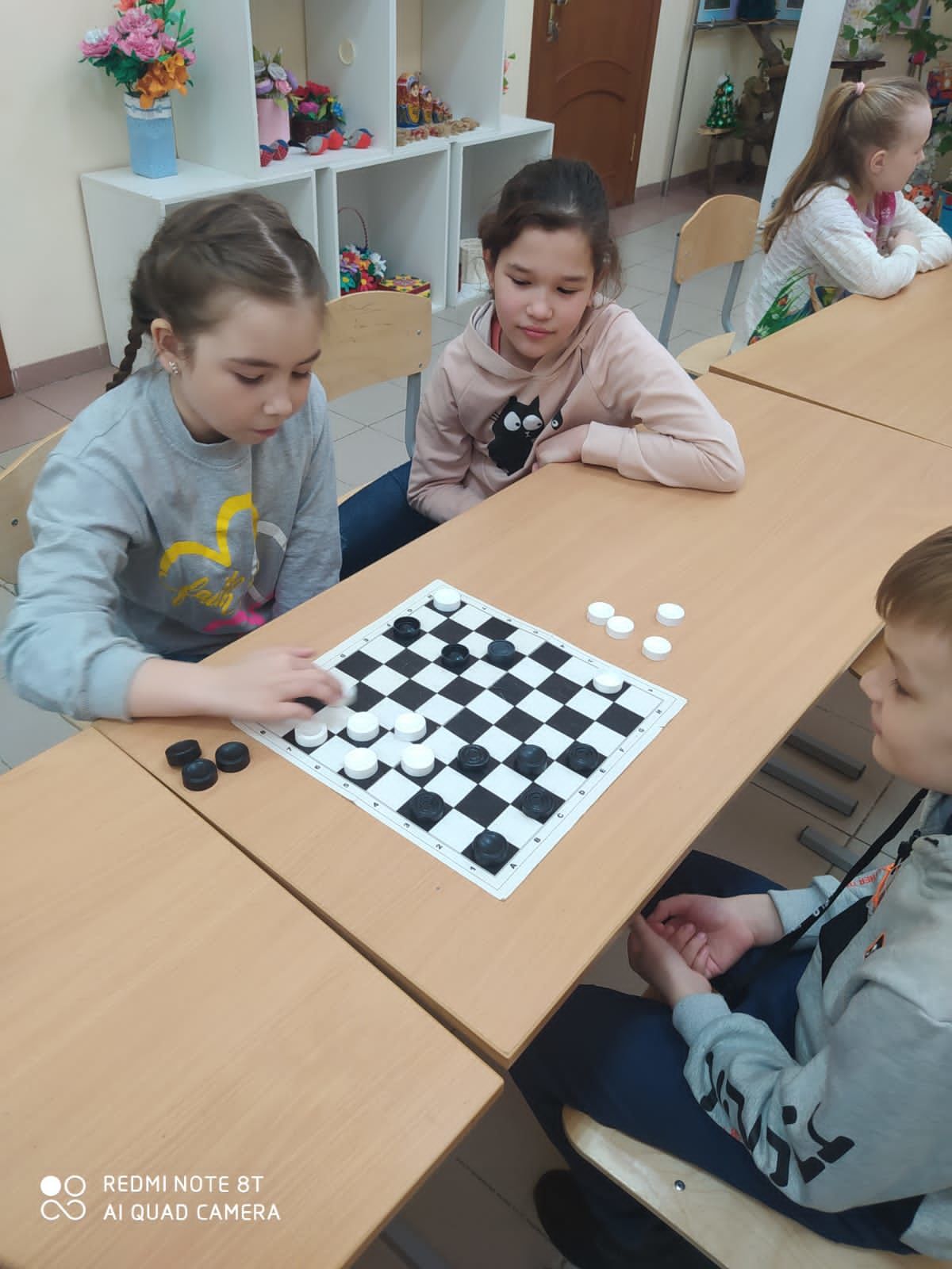 Для воспитанников Дома детского творчества провели турнир по шашкам
