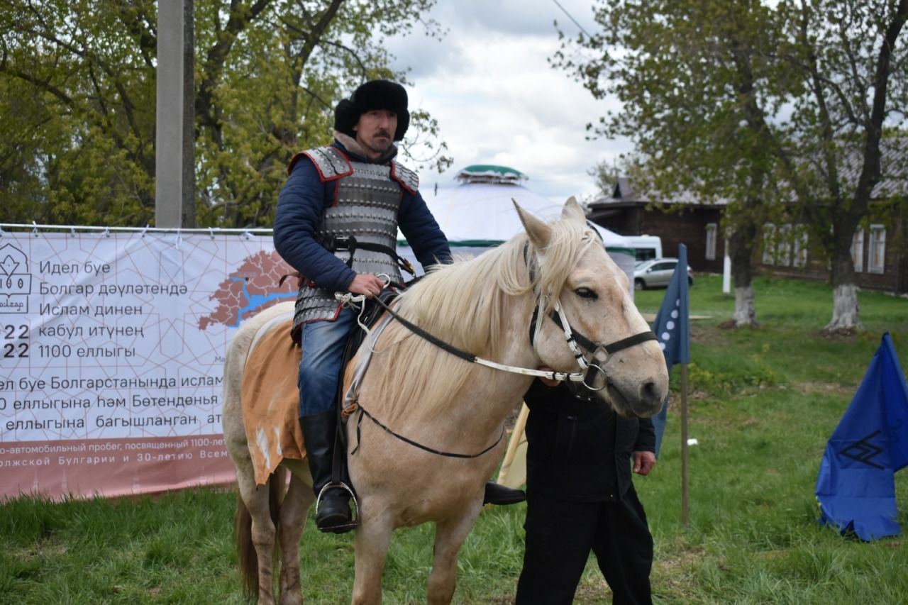 В Древнем Болгаре побывали участники конно-автомобильного пробега