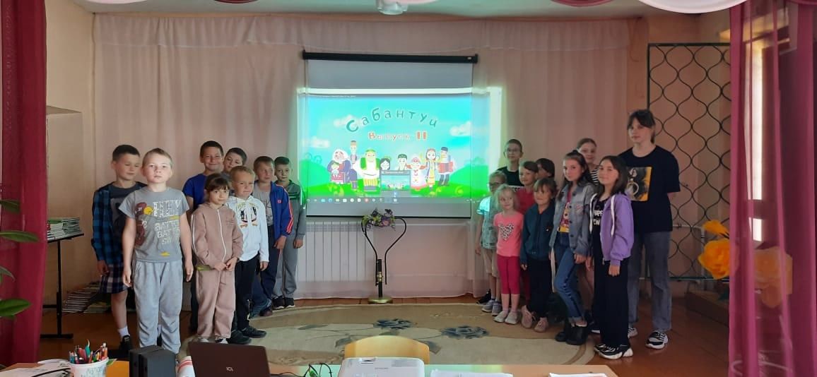 В Бураковской школе прошёл  "Малый Сабантуй 2022"