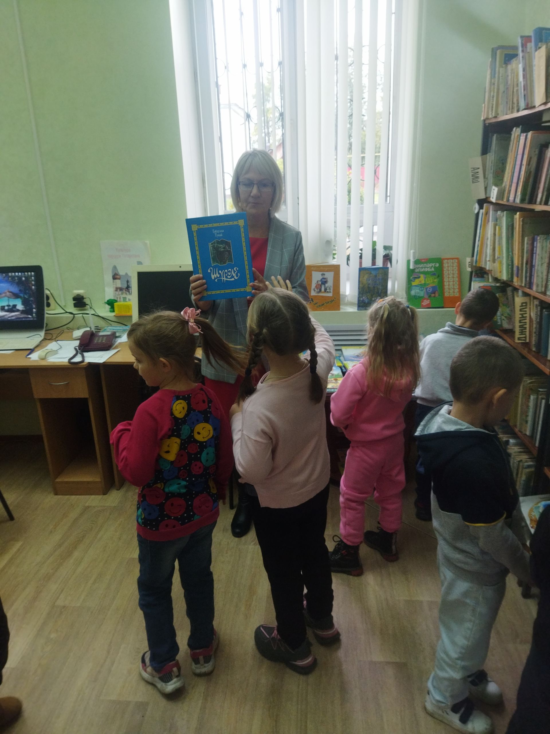 Детскую библиотеку Болгара посетили воспитанники детского сада «Солнышко»