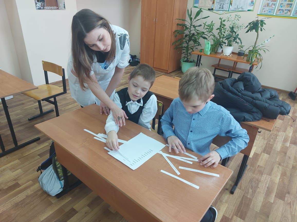 Для второклассников Болгарской санаторной школы-интерната провели интерактивное мероприятие «Родной язык как ты прекрасен»