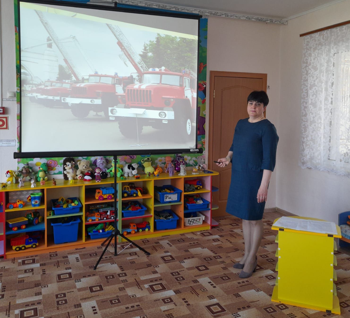 В гостях у ребят из «Колоска» побывал инспектор по пожарному надзору