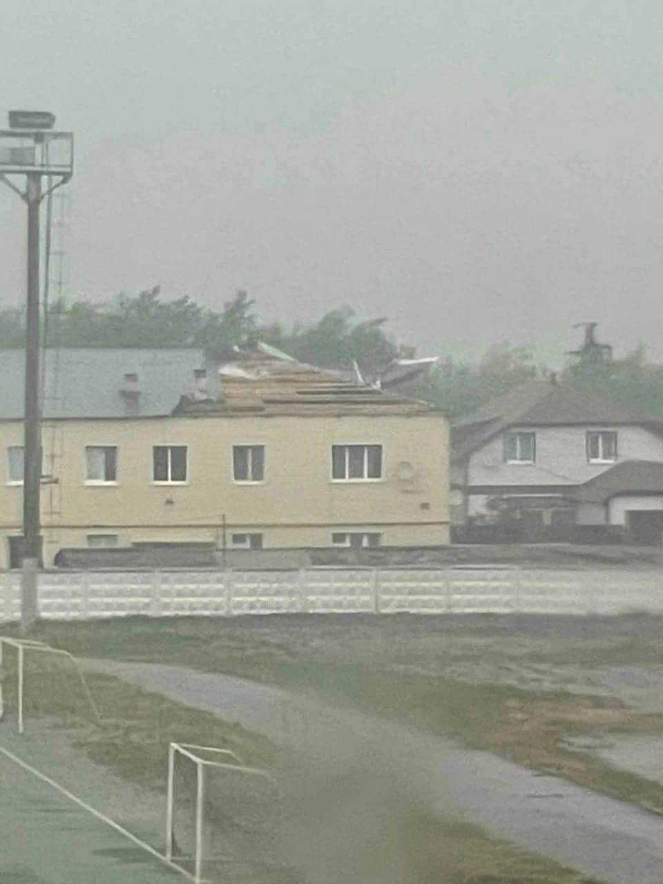 В Татарстане более 8 тысяч человек остались без электричества