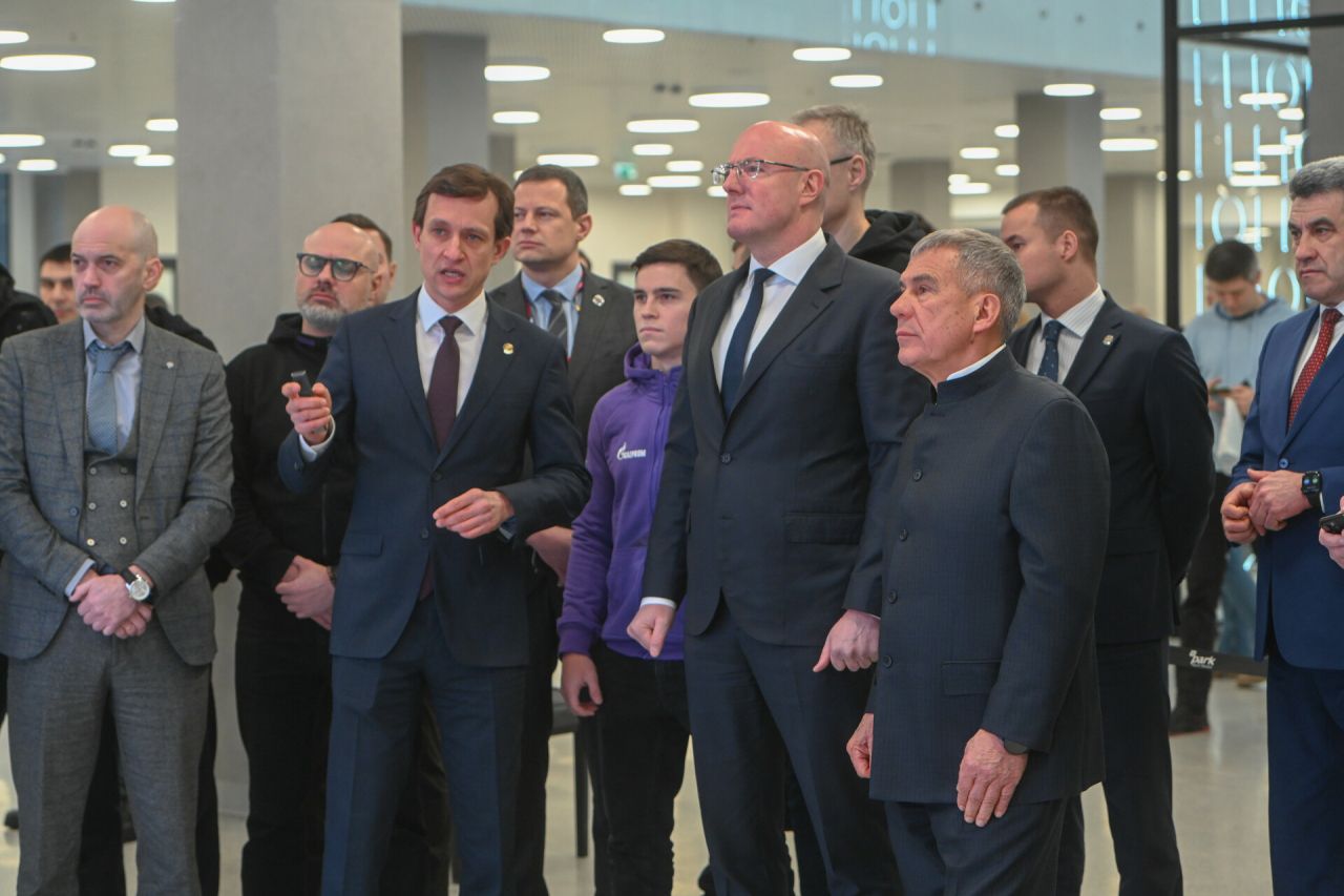 Раис Татарстана и вице-премьер России приняли участие в открытии «РобоСабантуй-2024»