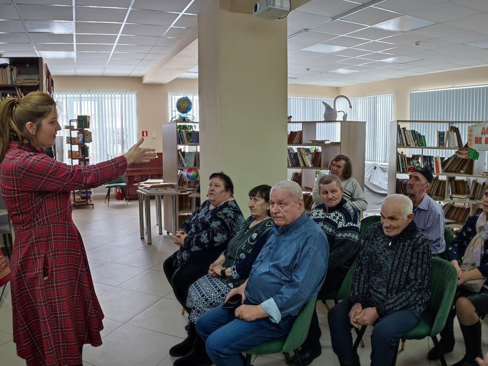 В Центральной библиотеке состоялся историко-православный час «К духовности - через книгу»