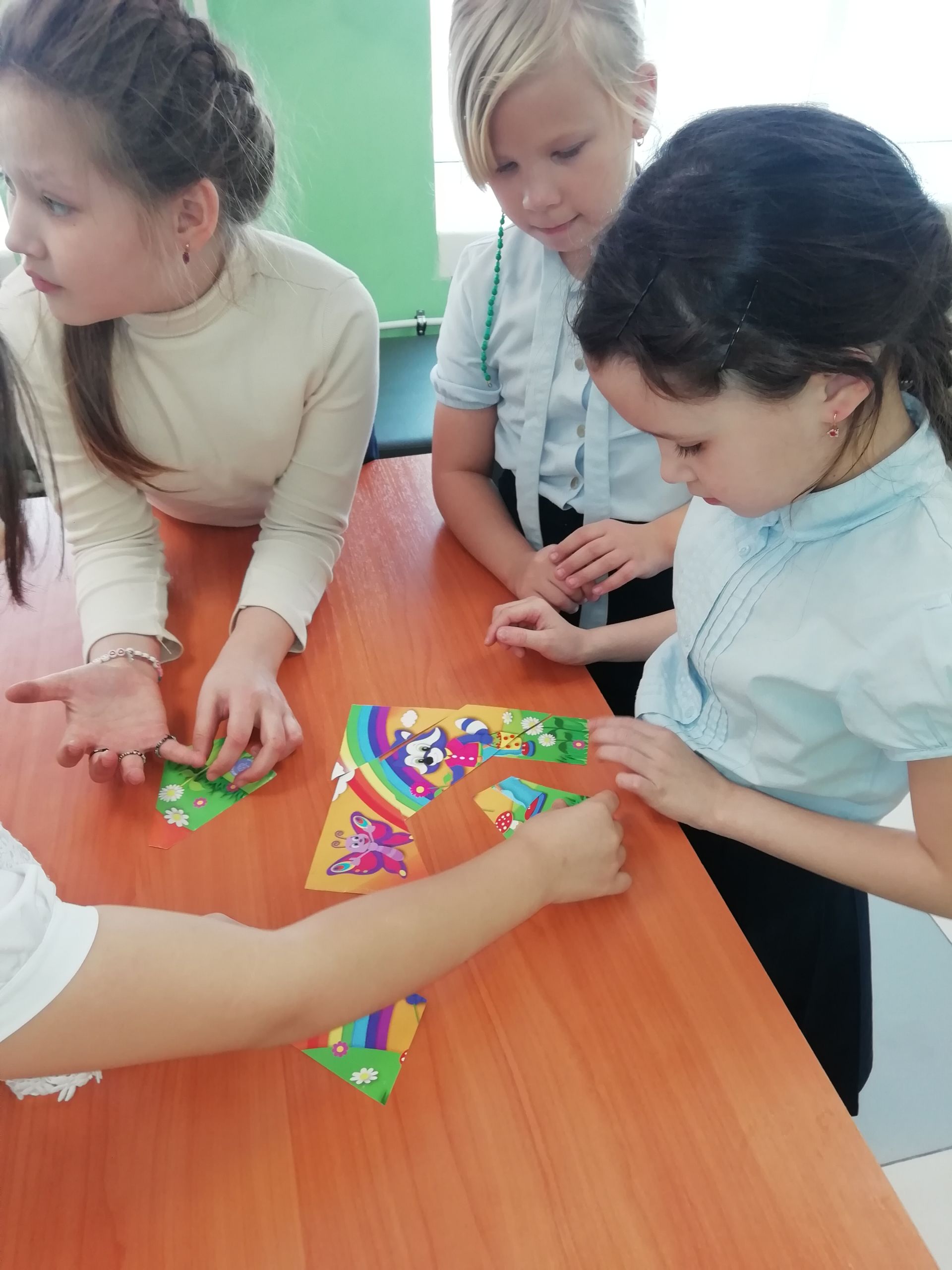 В Доме детского творчества прошло внеурочное мероприятие «Классные девочки»