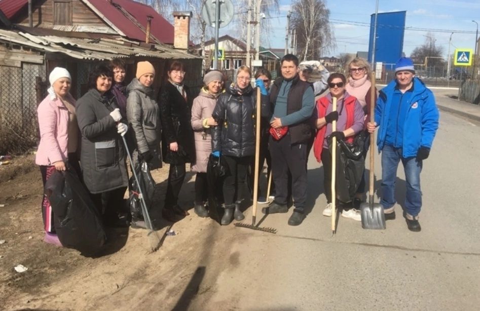 В Болгаре проходят субботники