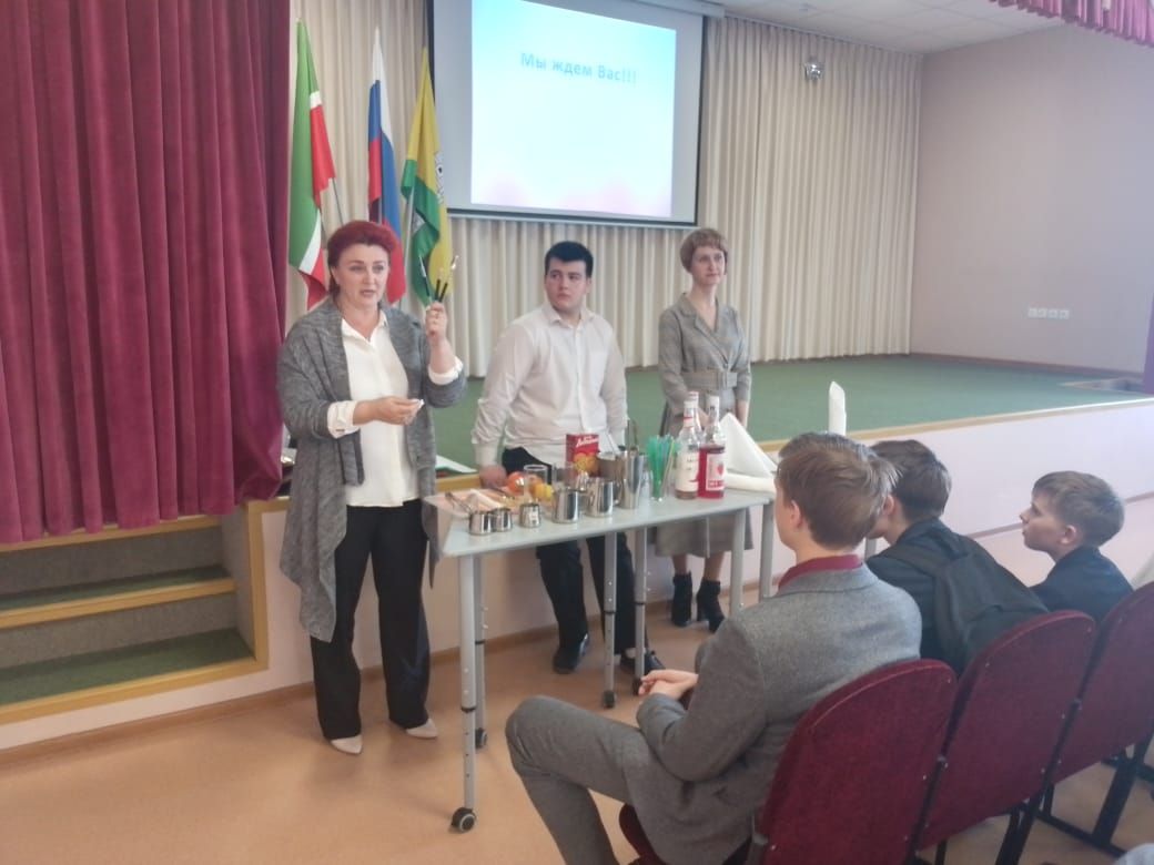 Преподаватели и мастера Спасского техникума провели мероприятия в школах Болгара