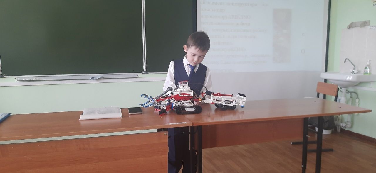 В Болгарской школе №2 состоялась районная научно-практическая конференция