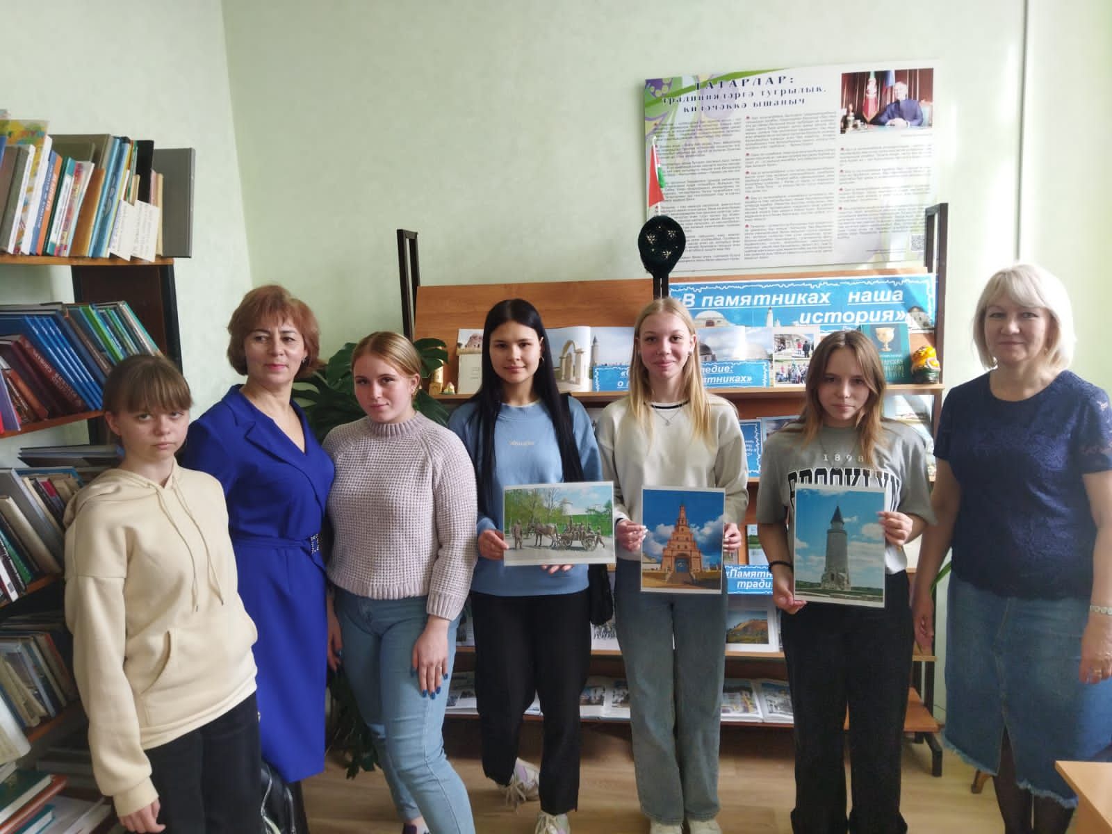 В детской библиотеке состоялся краеведческий урок-путешествие «В памятниках наша история»