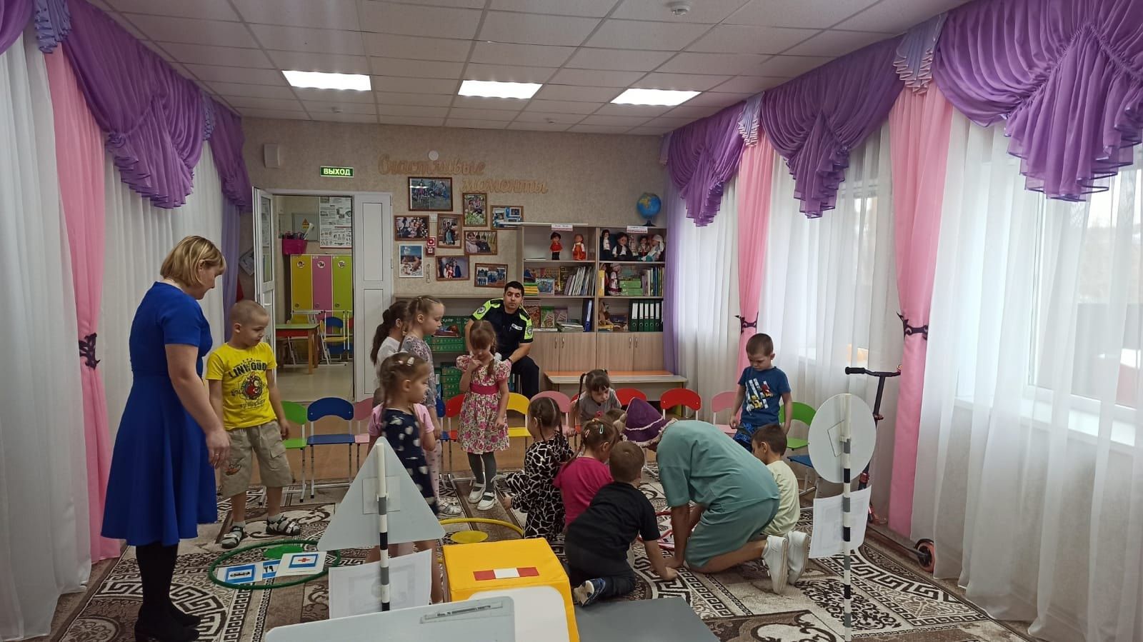 Начальник Госавтоинспекции Спасского района провёл занятие по ПДД у дошкольников