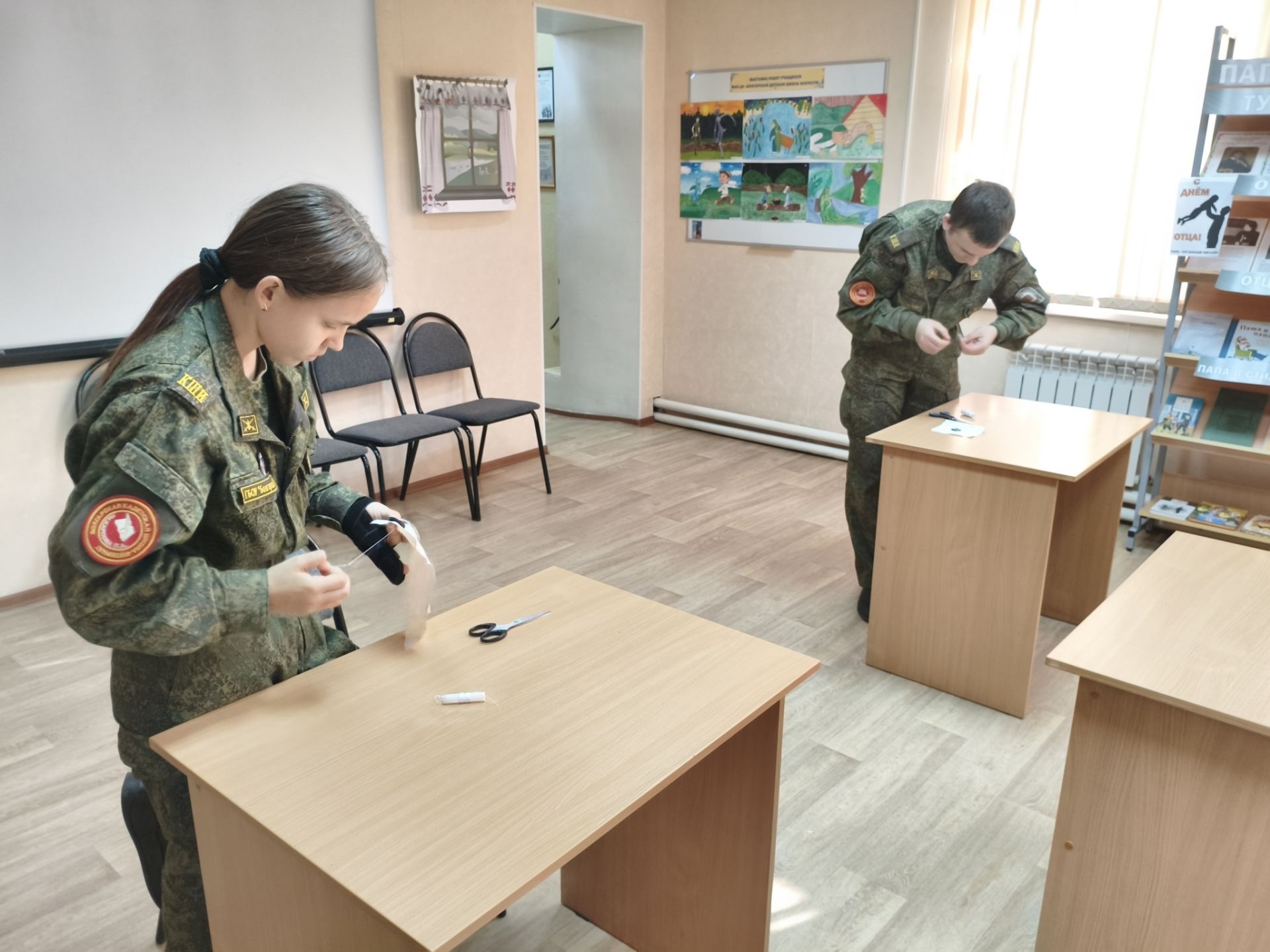 Кадеты Спасского района поздравили отцов с праздником