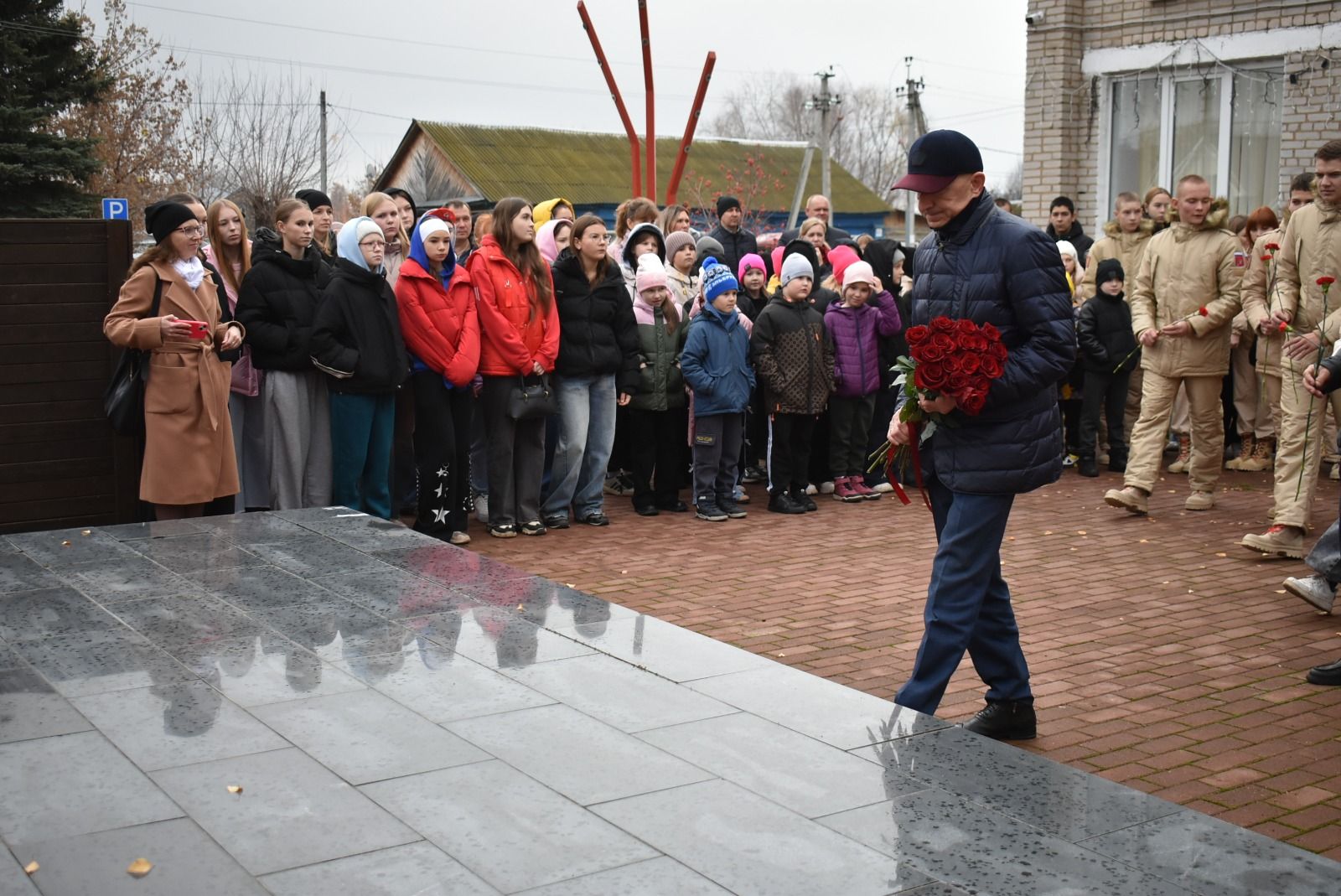 В Болгаре почтили память жертв политических репрессий