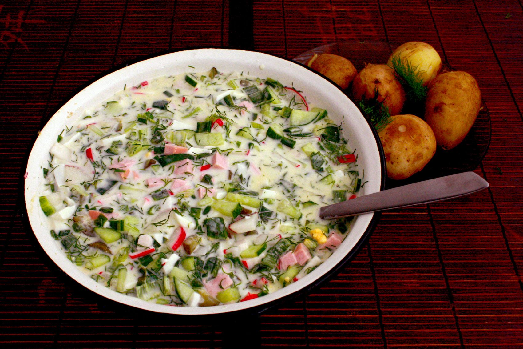 День окрошки: история и традиции вкусного праздника
