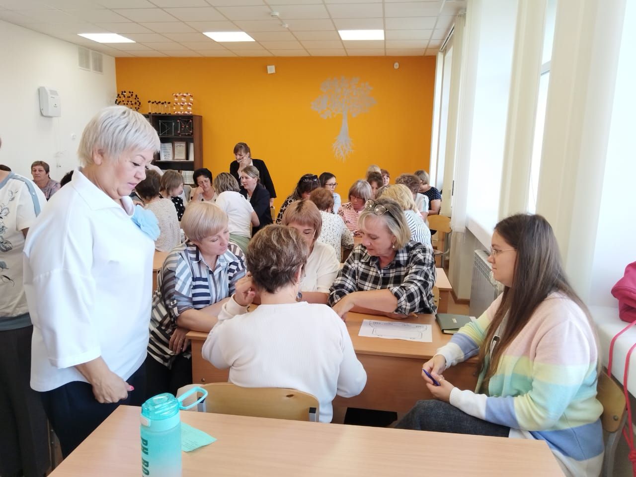 В первой средней школе Болгара прошло совещание учителей начальных классов