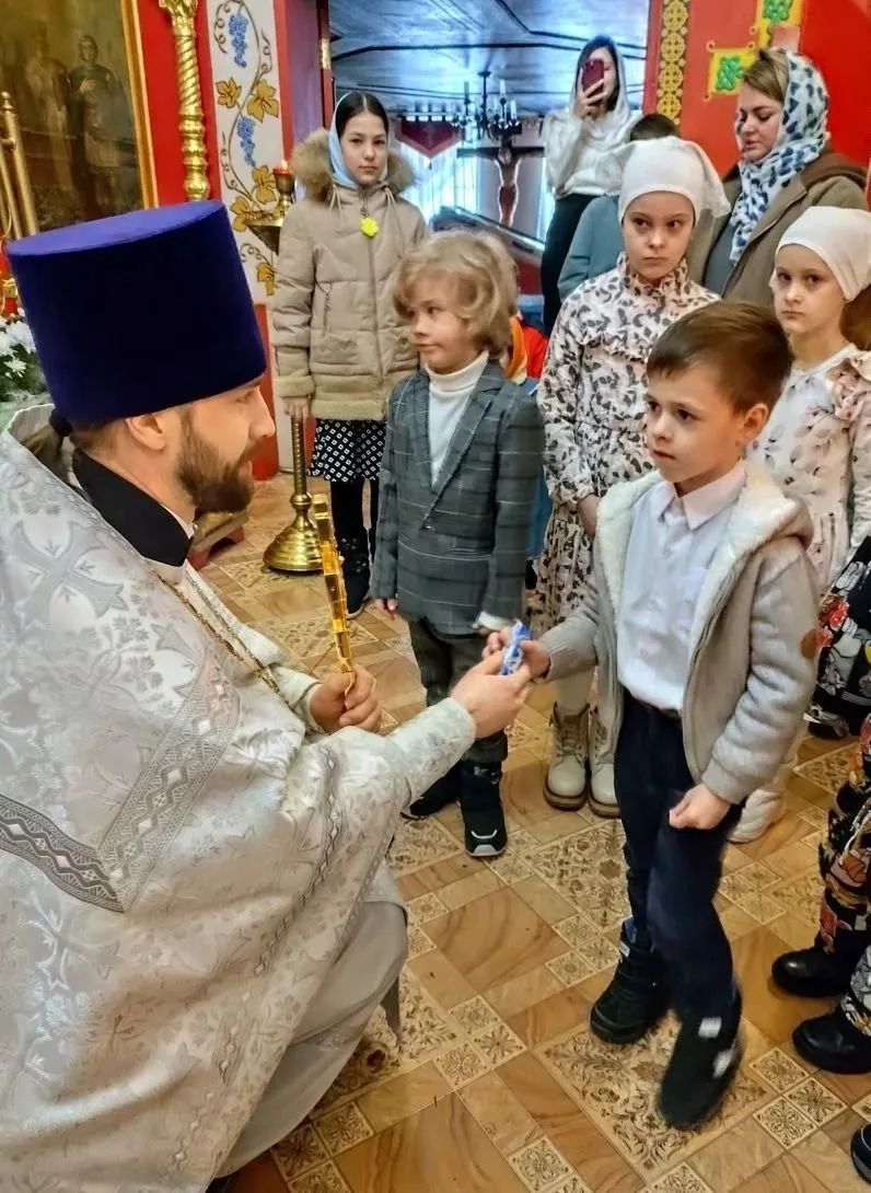 В храмах Болгара прошли детские рождественские богослужения