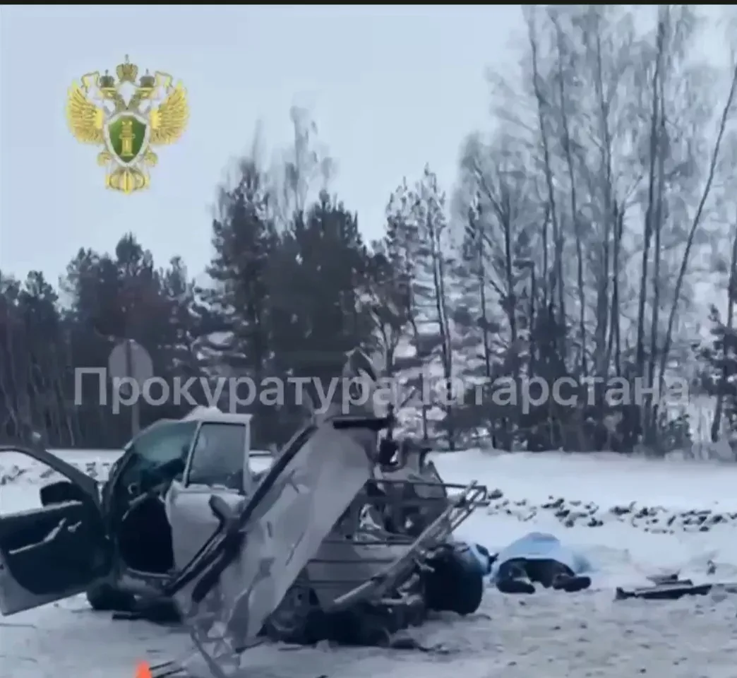 На трассе «Цивильск — Ульяновск» в Татарстане в ДТП с тремя машинами погибли два человека