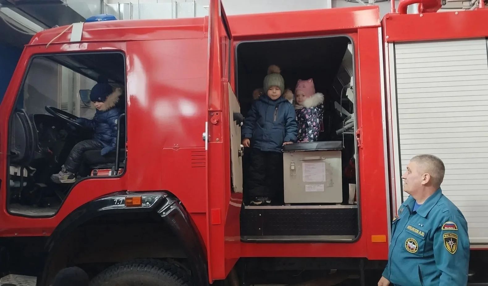 Дошколята из «Солнышка» города Болгар побывали в гостях у пожарных
