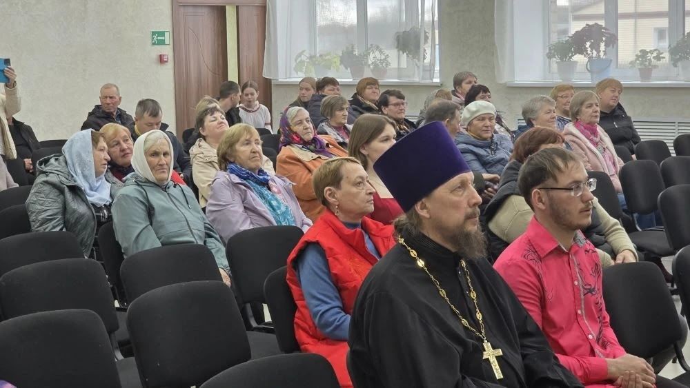 В Антоновке Спасского района прошёл пасхальный фестиваль «Святая Пасха»