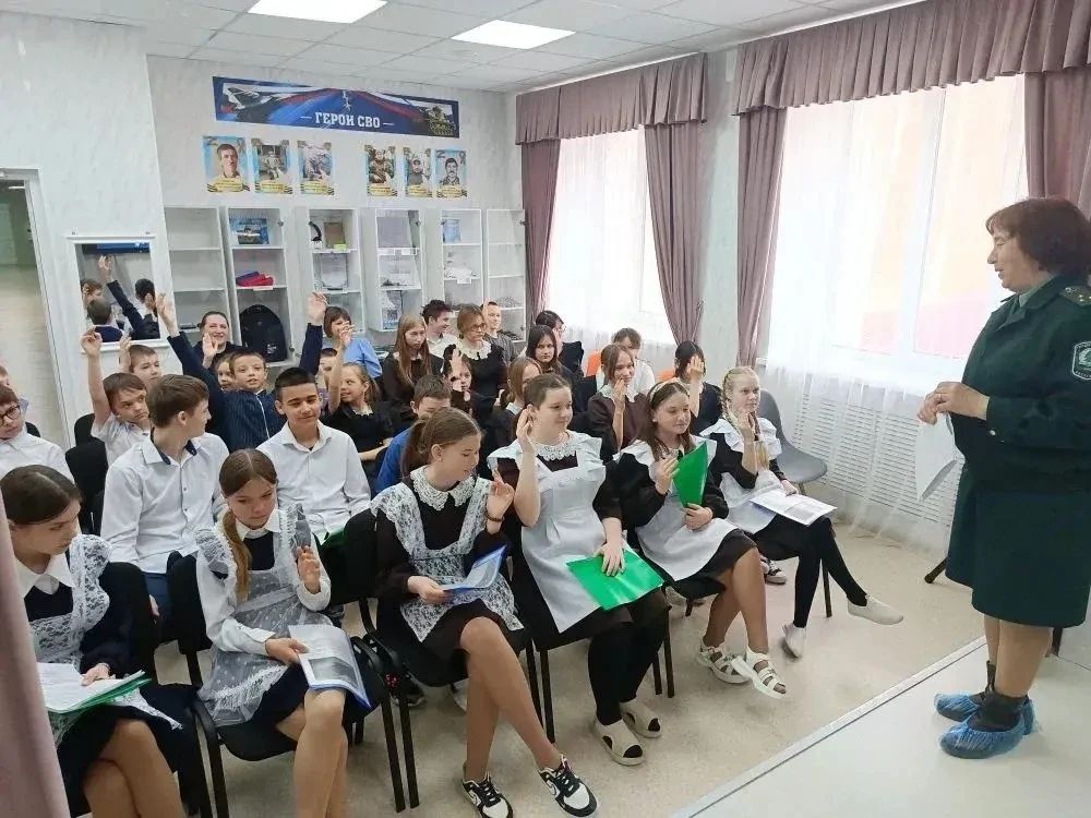 Специалисты заказника «Спасский» провели уроки ко Дню птиц в Нурлатском и Алексеевском районах