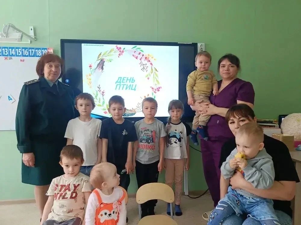 Специалисты заказника «Спасский» провели уроки ко Дню птиц в Нурлатском и Алексеевском районах