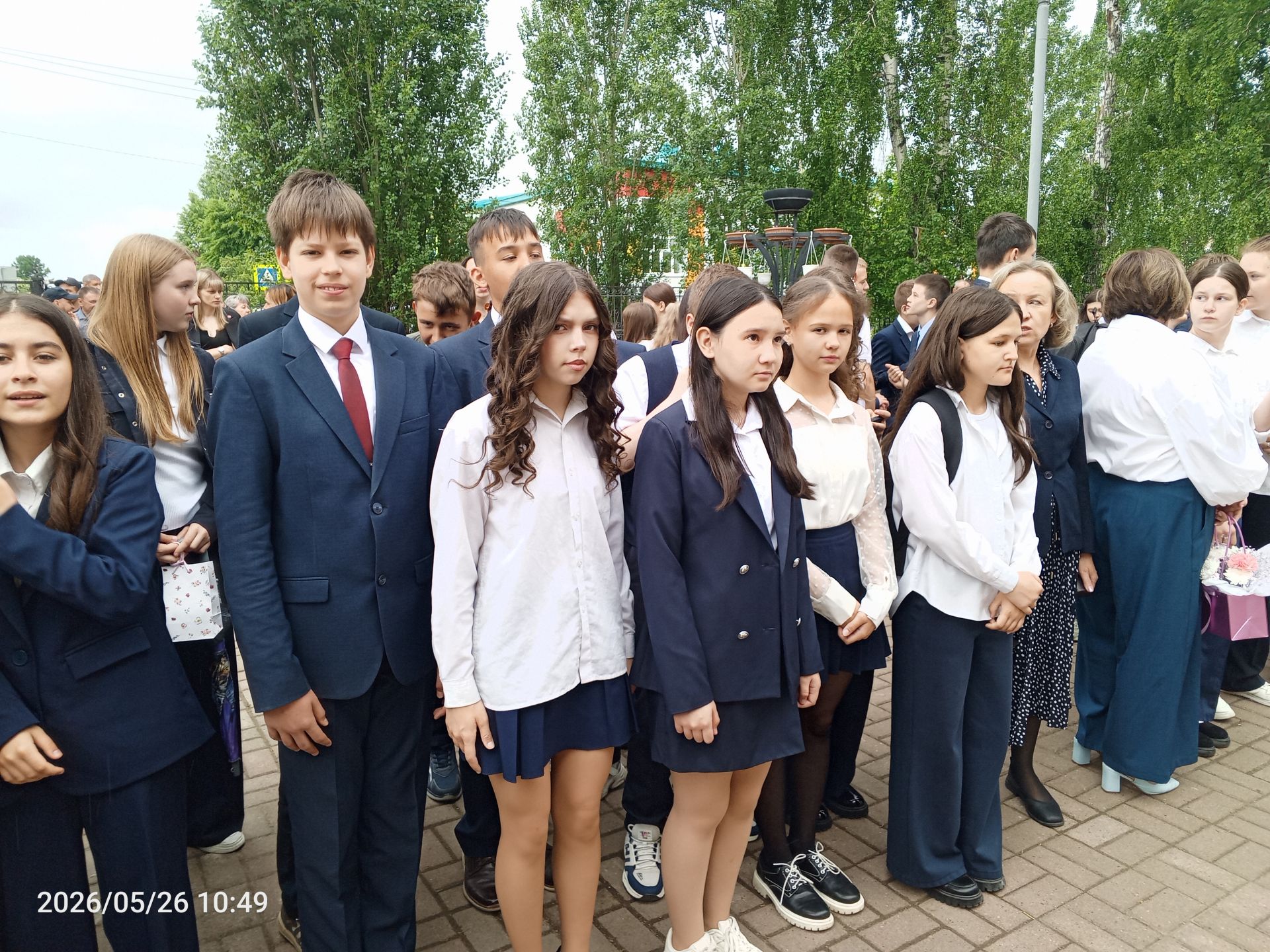 Во второй школе Болгара прозвенел последний звонок