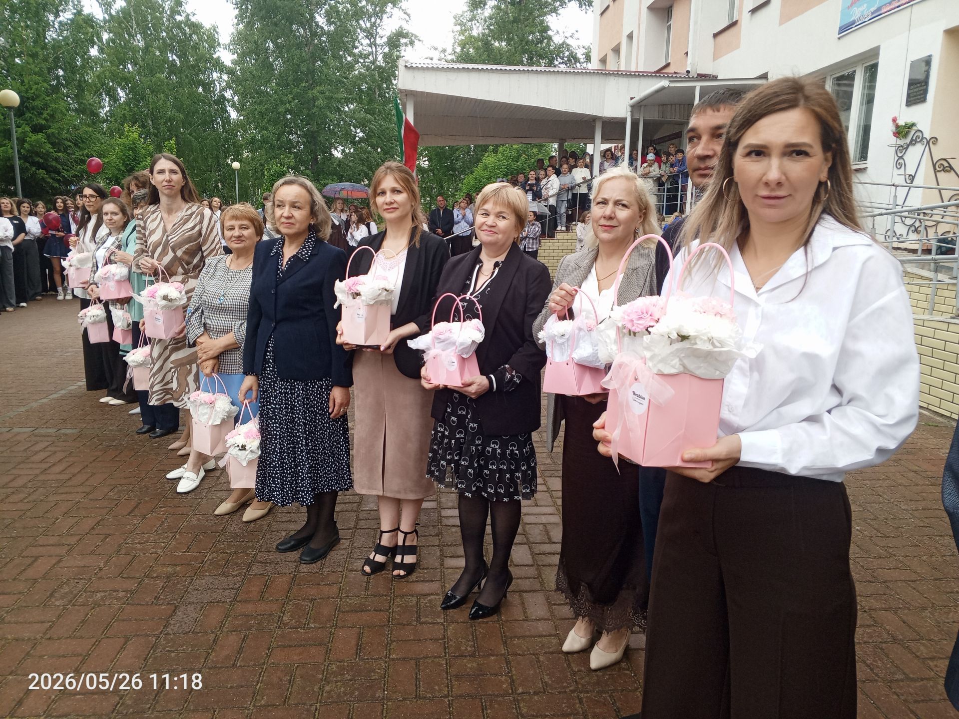 Во второй школе Болгара прозвенел последний звонок