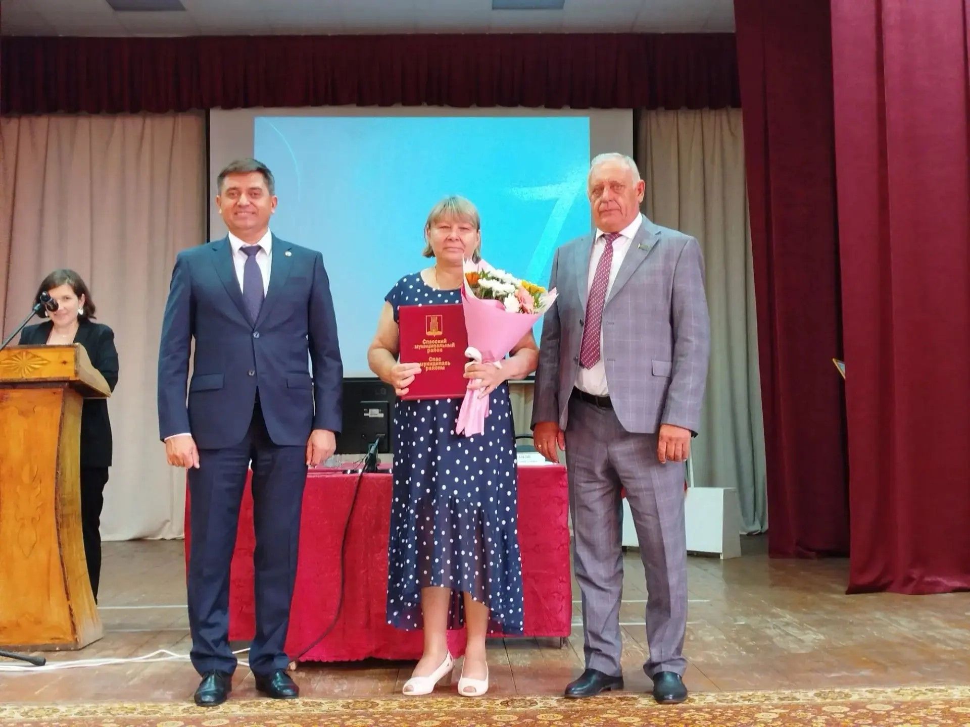 Глава Спасского района принял участие на сходе жителей Никольского сельского поселения