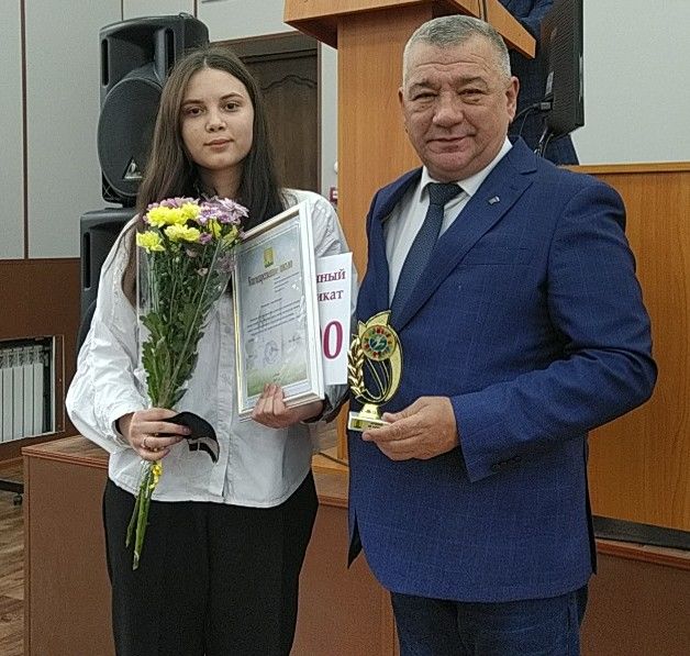 В Спасском районе наградили лучших волонтёров