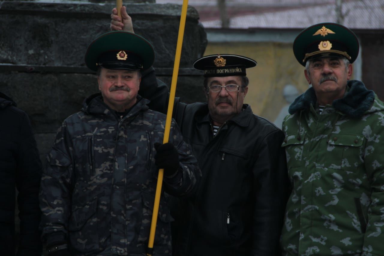 В Болгаре прошёл митинг ко Дню Героев Отечества 