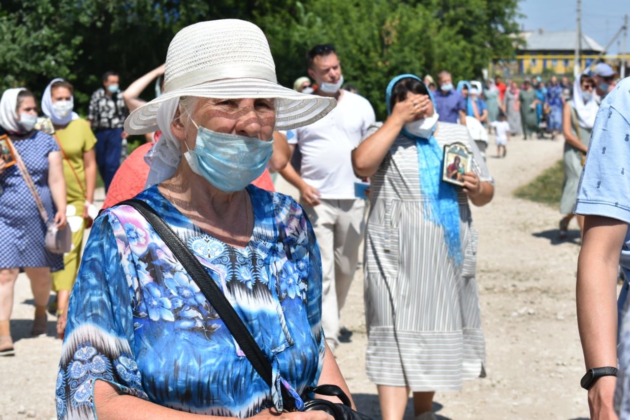 В селе Три Озера прошел крестный ход