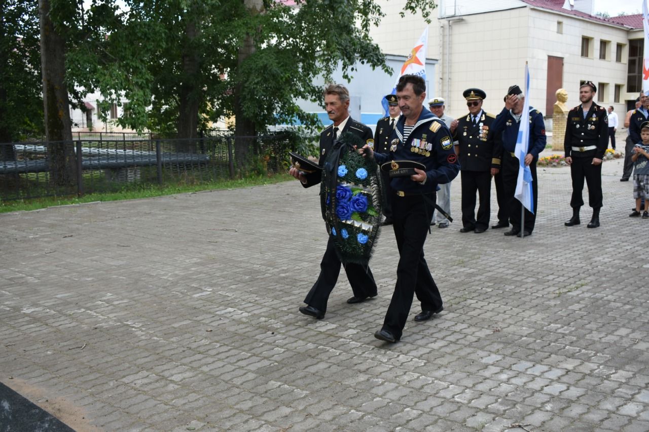 В Болгаре отметили День Военно-Морского Флота России