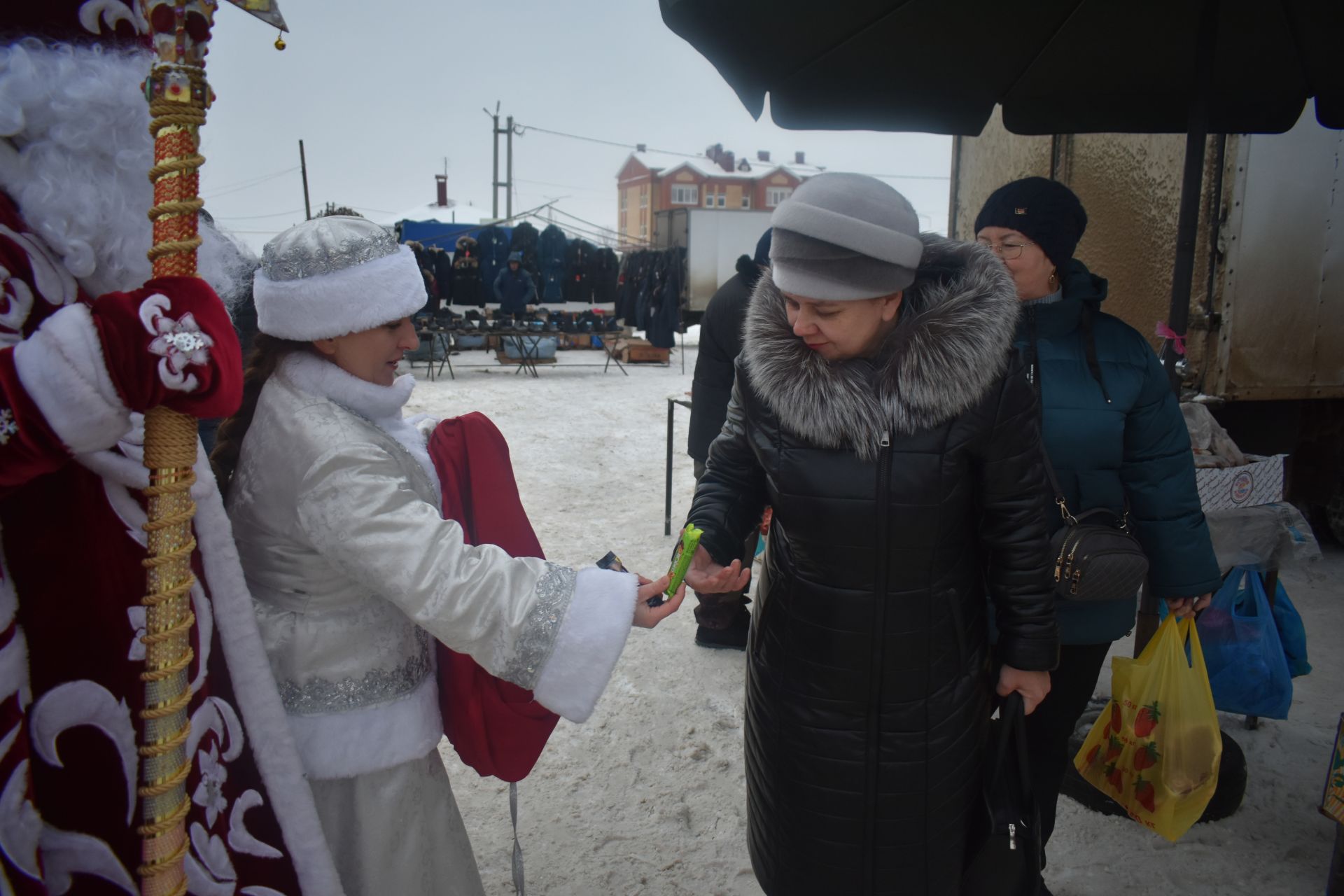 На базарной площади Болгара прошла предновогодняя сельскохозяйственная ярмарка