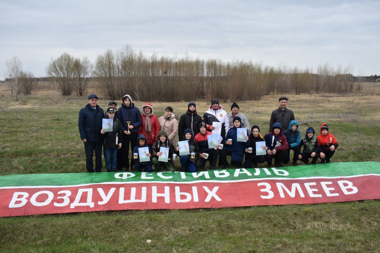 В Болгаре прошёл Республиканский смотр-конкурс воздушных змеев «Ветры великих Болгар»