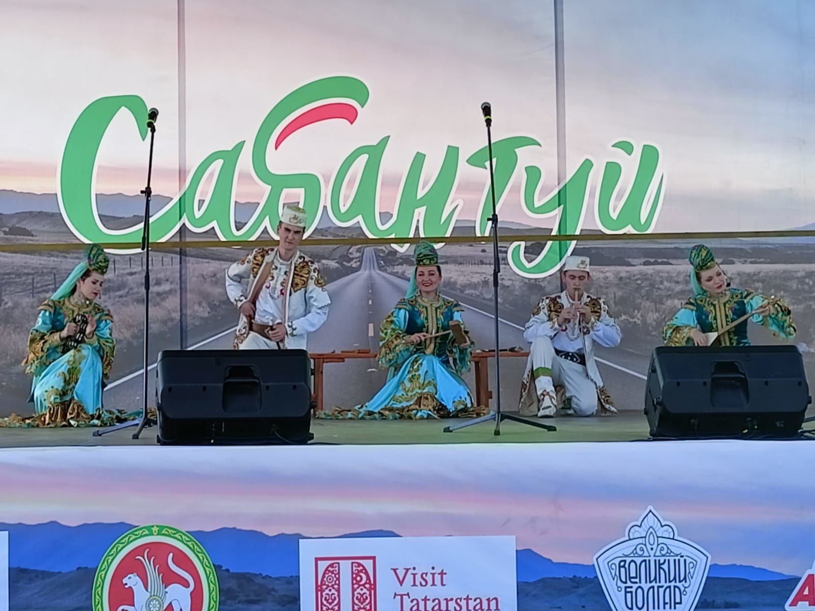 В Болгаре прошёл Всероссийский фестиваль Автотуризма Vanlifefest — «Автосабантуй 2022»