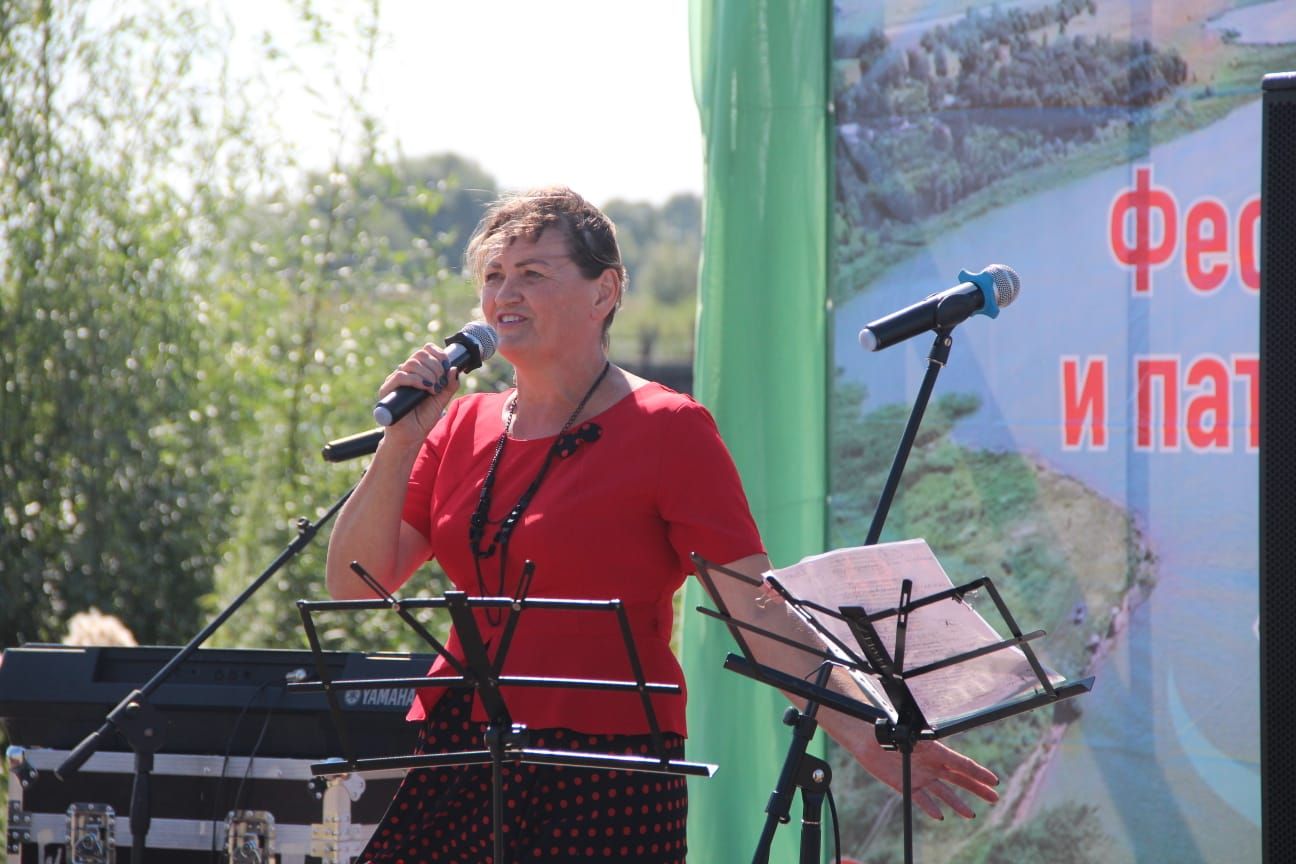 В Куралово прошёл фестиваль патриотической и поисковой песни «Река Бездна-2022»