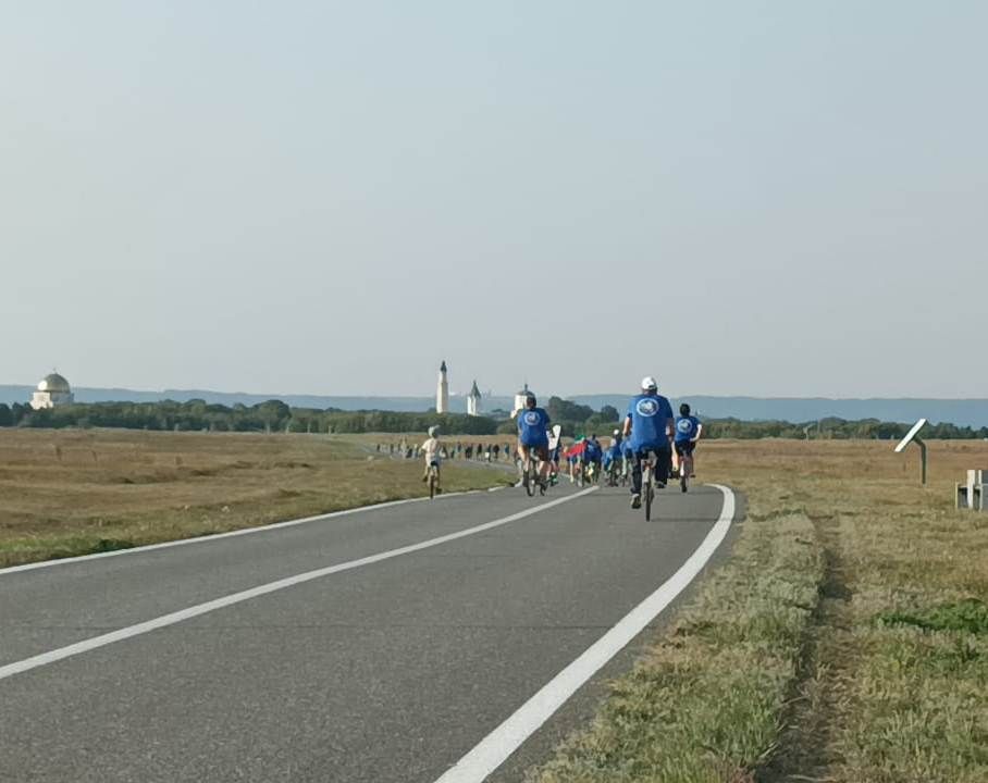 В Болгаре прошёл традиционный велопробег ко Дню города и Республики Татарстан