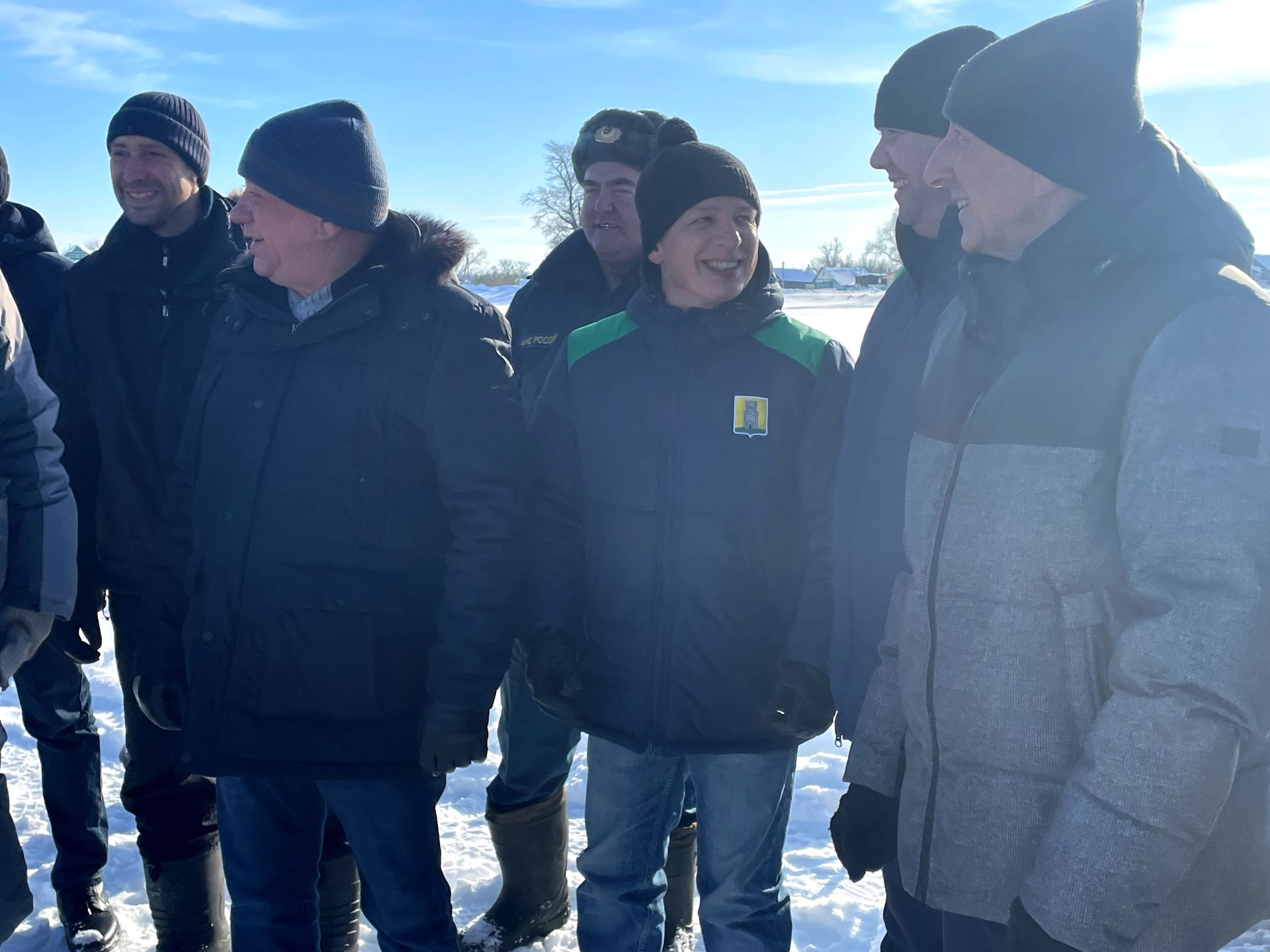 Глава Спасского района Фаргат Мухаметов принял участие в экологической акции "Рыбе - быть!"