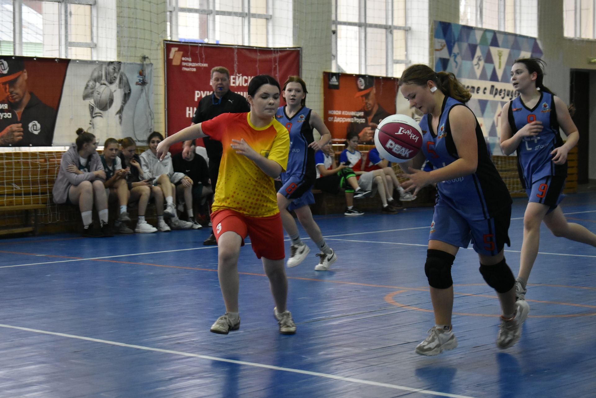 В Болгаре определили сильнейших в муниципальном этапе «КЭС-баскет»