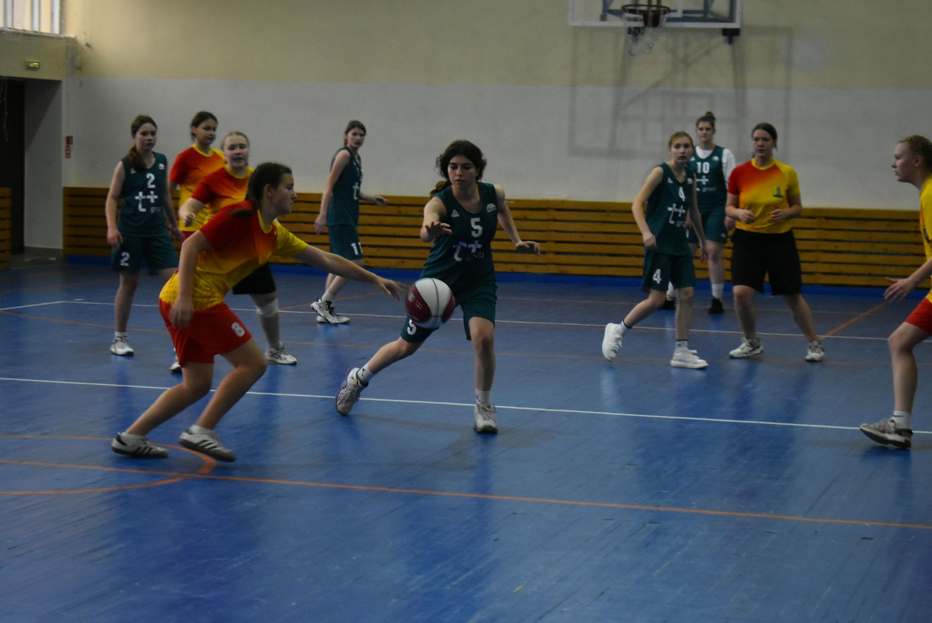 В Болгаре определили сильнейших в муниципальном этапе «КЭС-баскет»