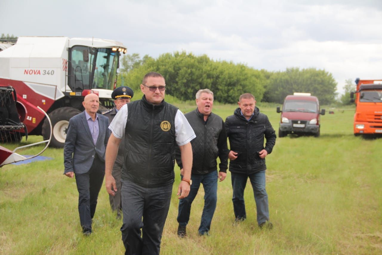 В Спасском районе прошёл парад комбайнов-2025