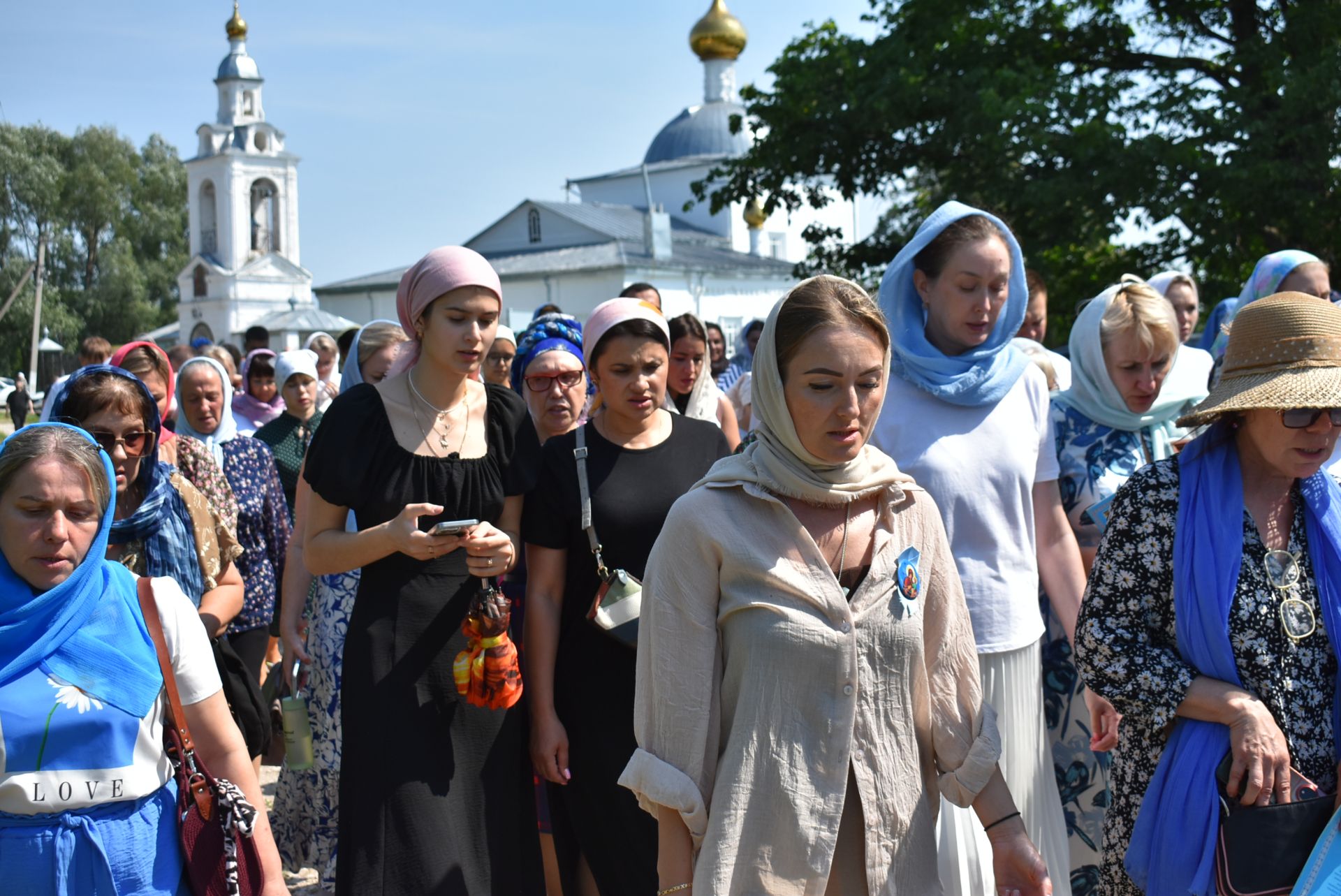 В селе Три Озера почтили память Тихвинской иконы Божией Матери