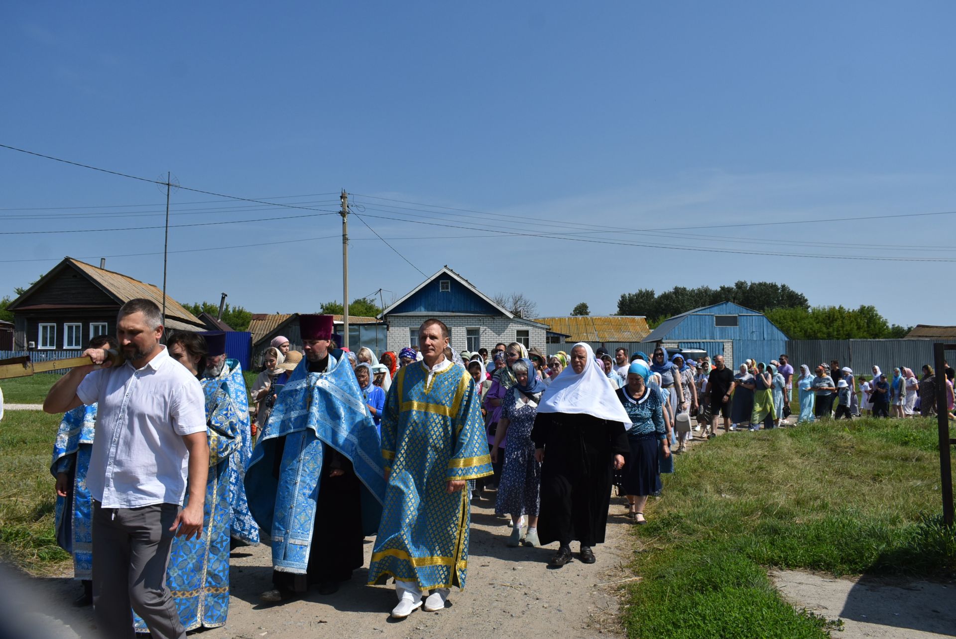 В селе Три Озера почтили память Тихвинской иконы Божией Матери