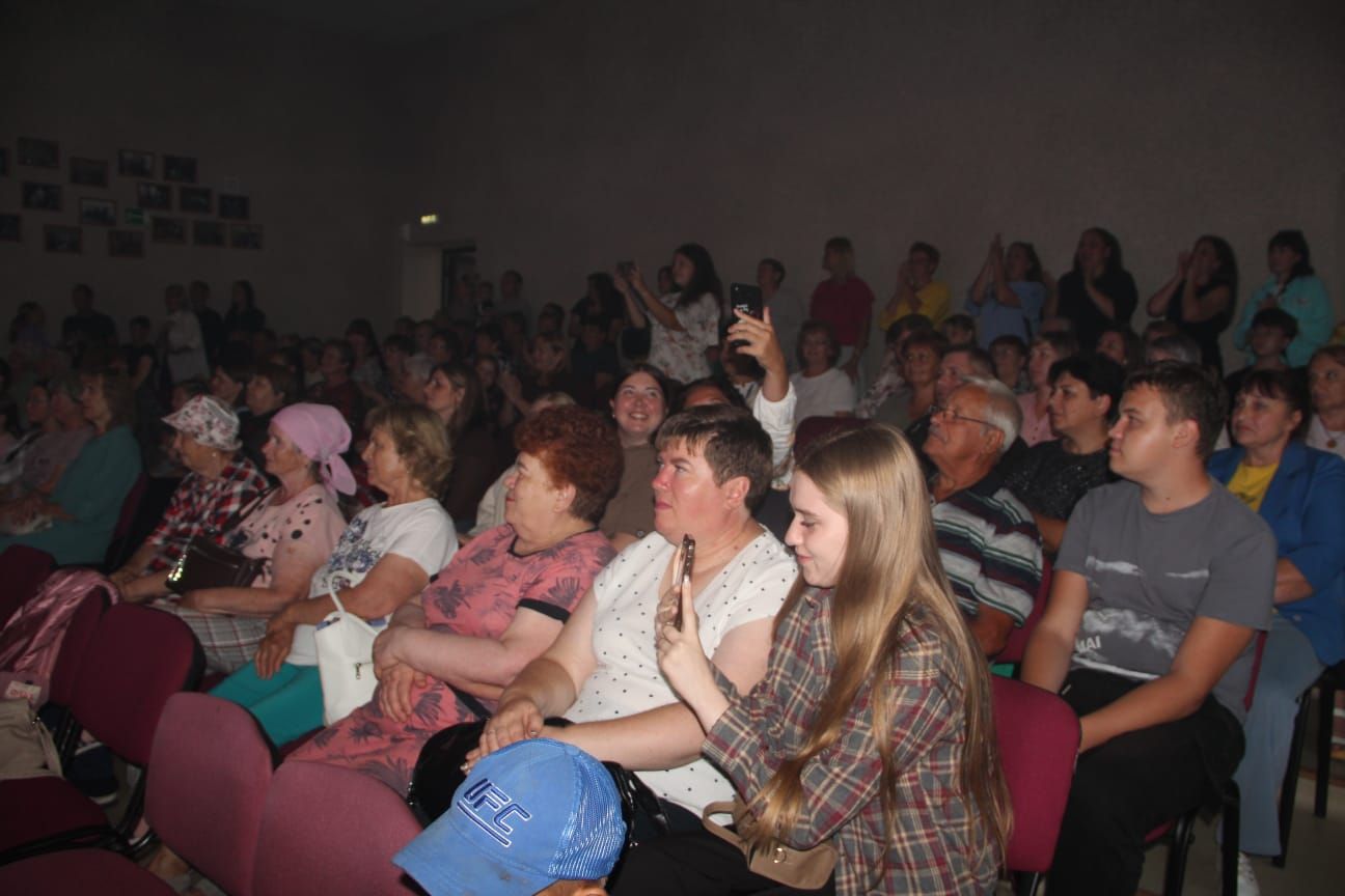 В Три Озера прошёл концерт памяти создателя и руководителя ВИА "Славяне"