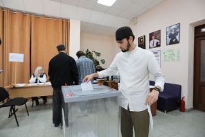 Болгар ислам академиясе студентлары тавыш бирүдә катнашты