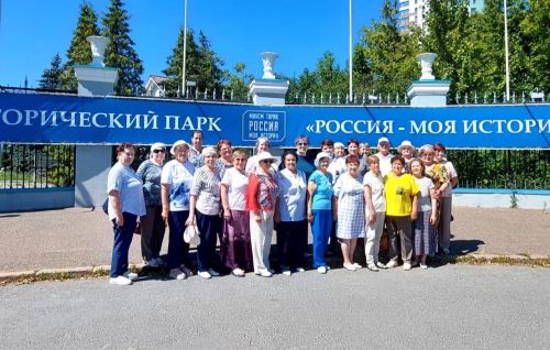 Ветераны Спасского района побывали на выставке в Казани