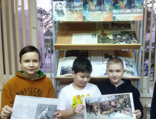 В детской библиотеке Болгара открылась новая книжная выставка «Талант великий, самобытный»