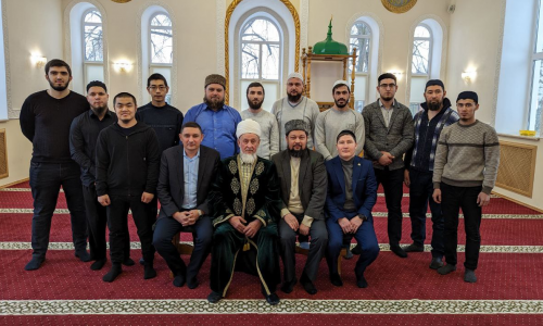 Студенты Болгарской исламской академии посетили мухтасибат Зеленодольского района